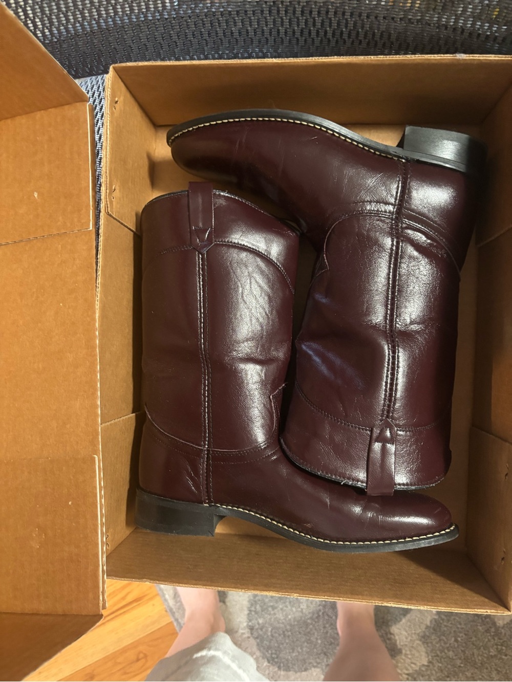 Women's Burgundy Leather Mid-Calf Pull-On Boots